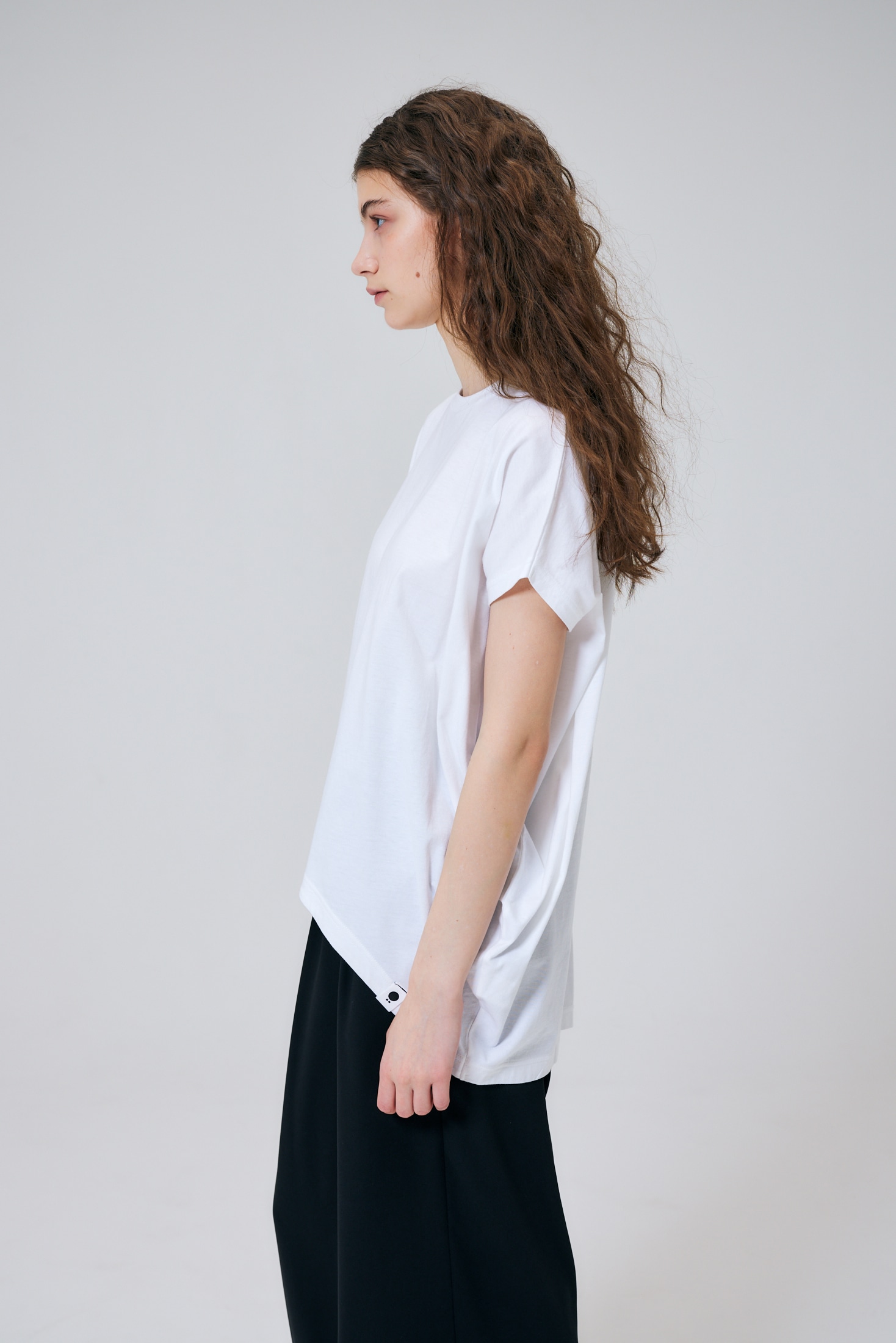 HEXAGON T-SHIRT｜38｜WHT｜CUT AND SEWN｜|ENFÖLD OFFICIAL ONLINE