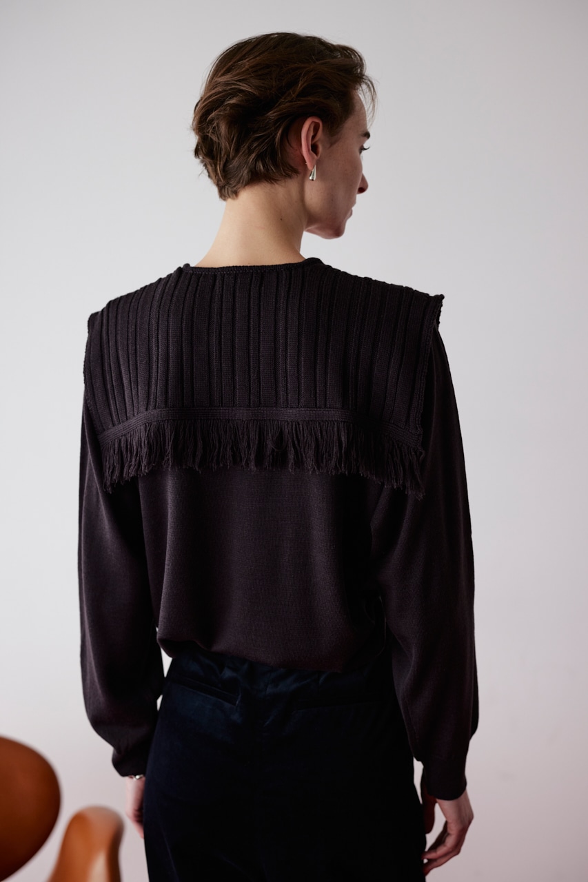 Shoulder design knit tops