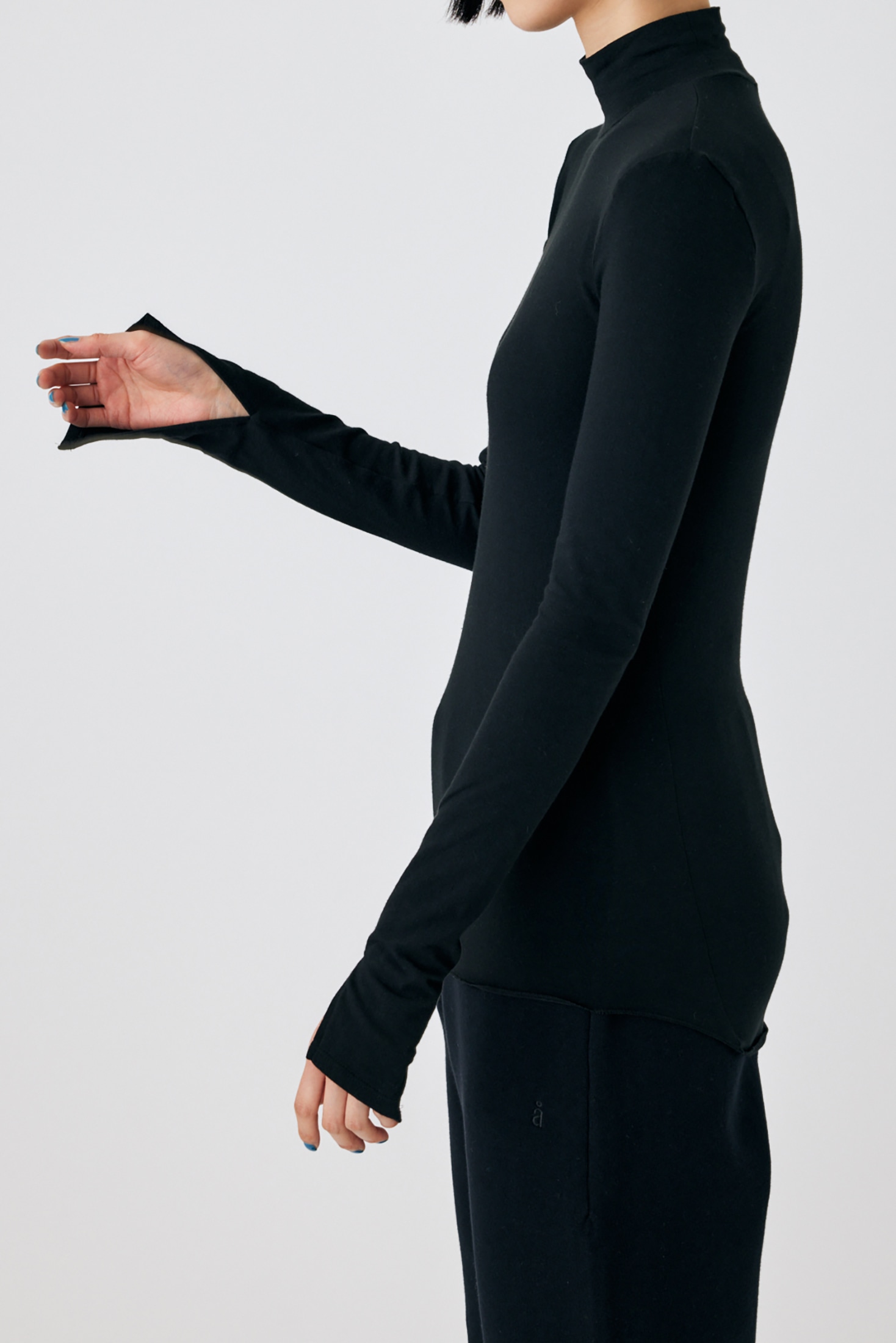 high-neck long-sleeves｜M｜BLK｜cut and sewn｜någonstans official