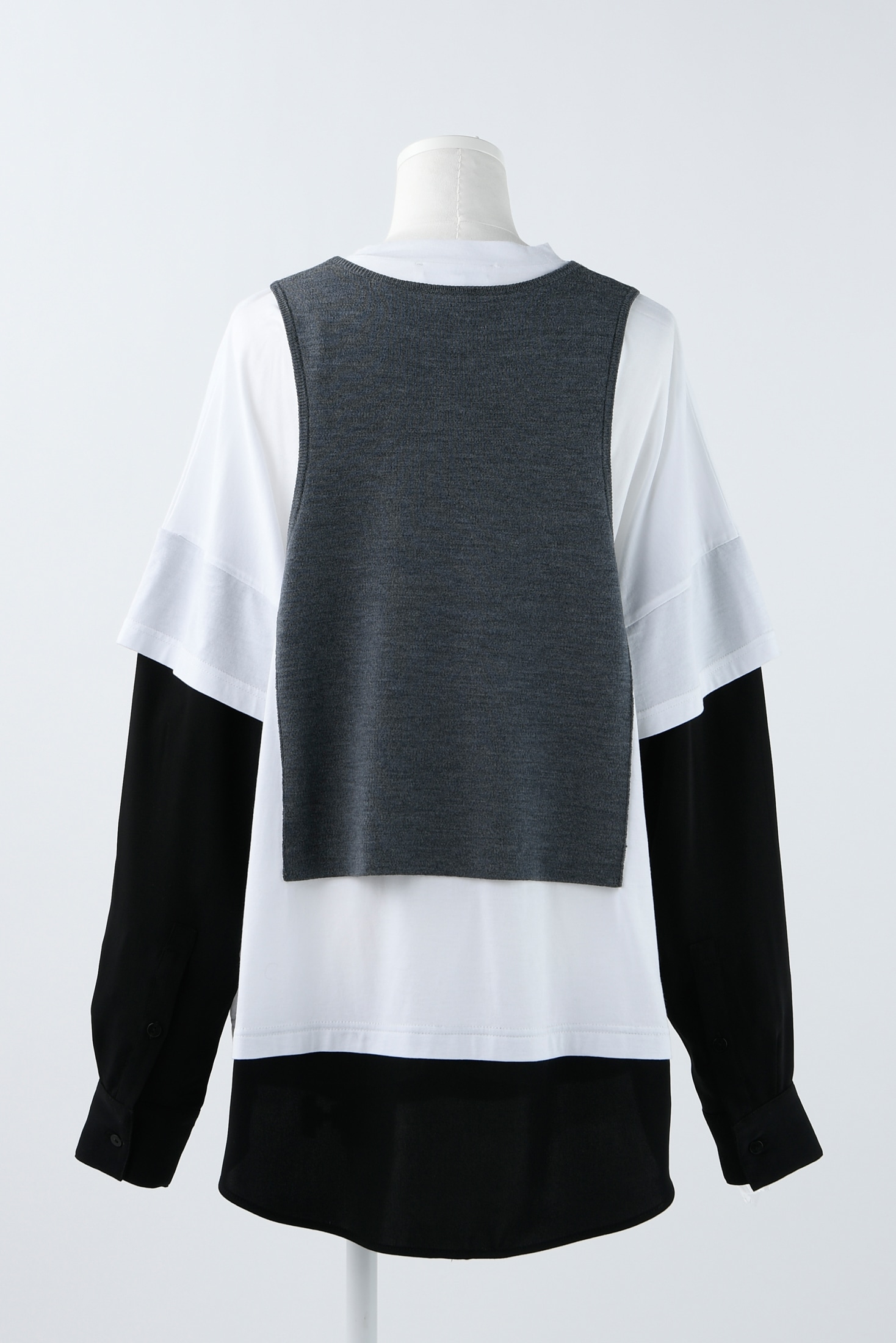 FAKE-LAYERED PULLOVER