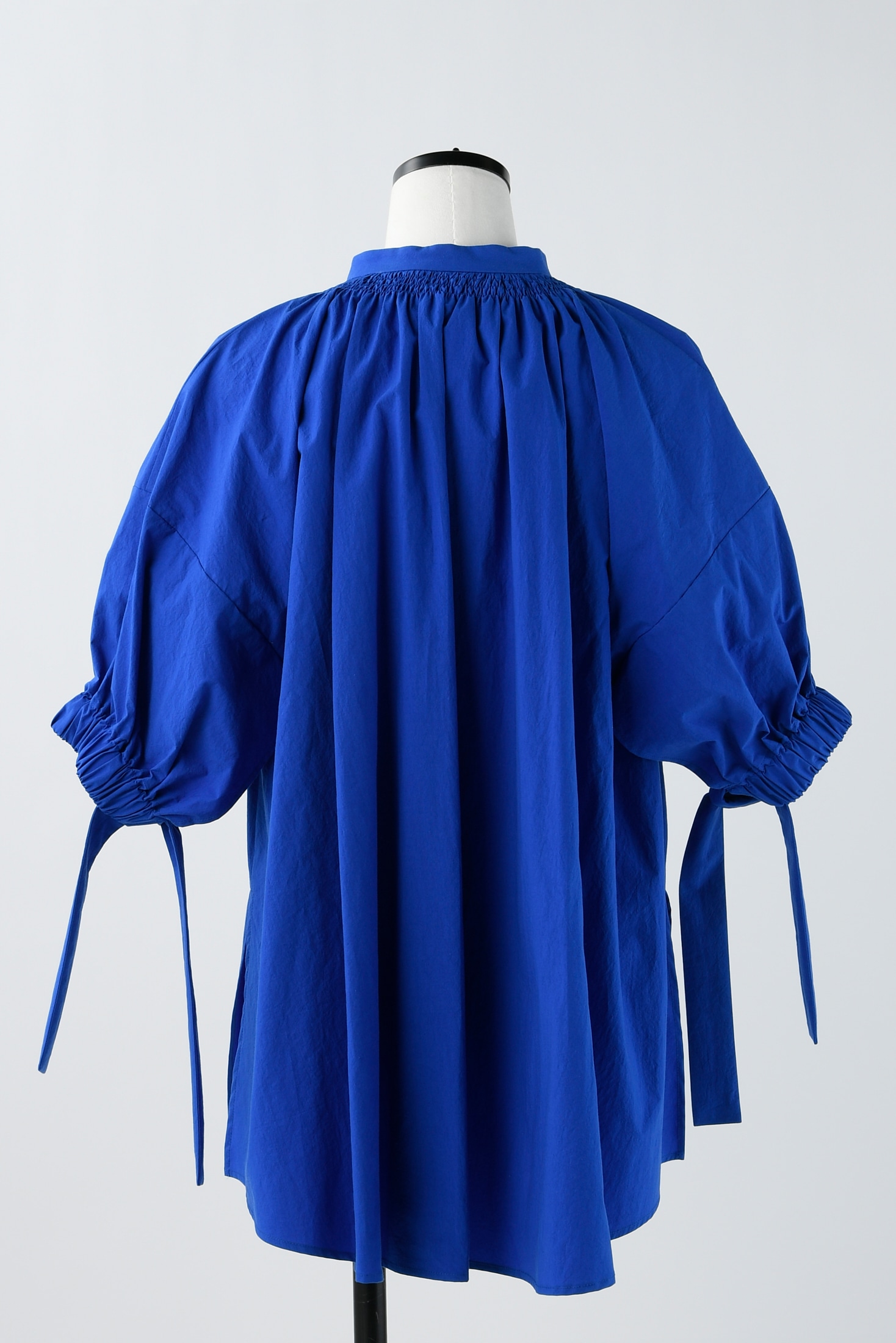 enfold GATHER-SLEEVE BLOUSE | www.causus.be