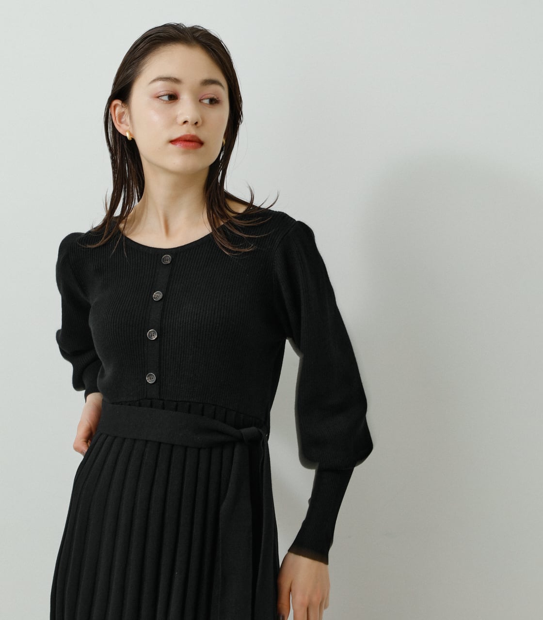 AZUL BY MOUSSY | PLEATS KNIT ONEPIECE (ワンピース(ミニ・ミディアム ...