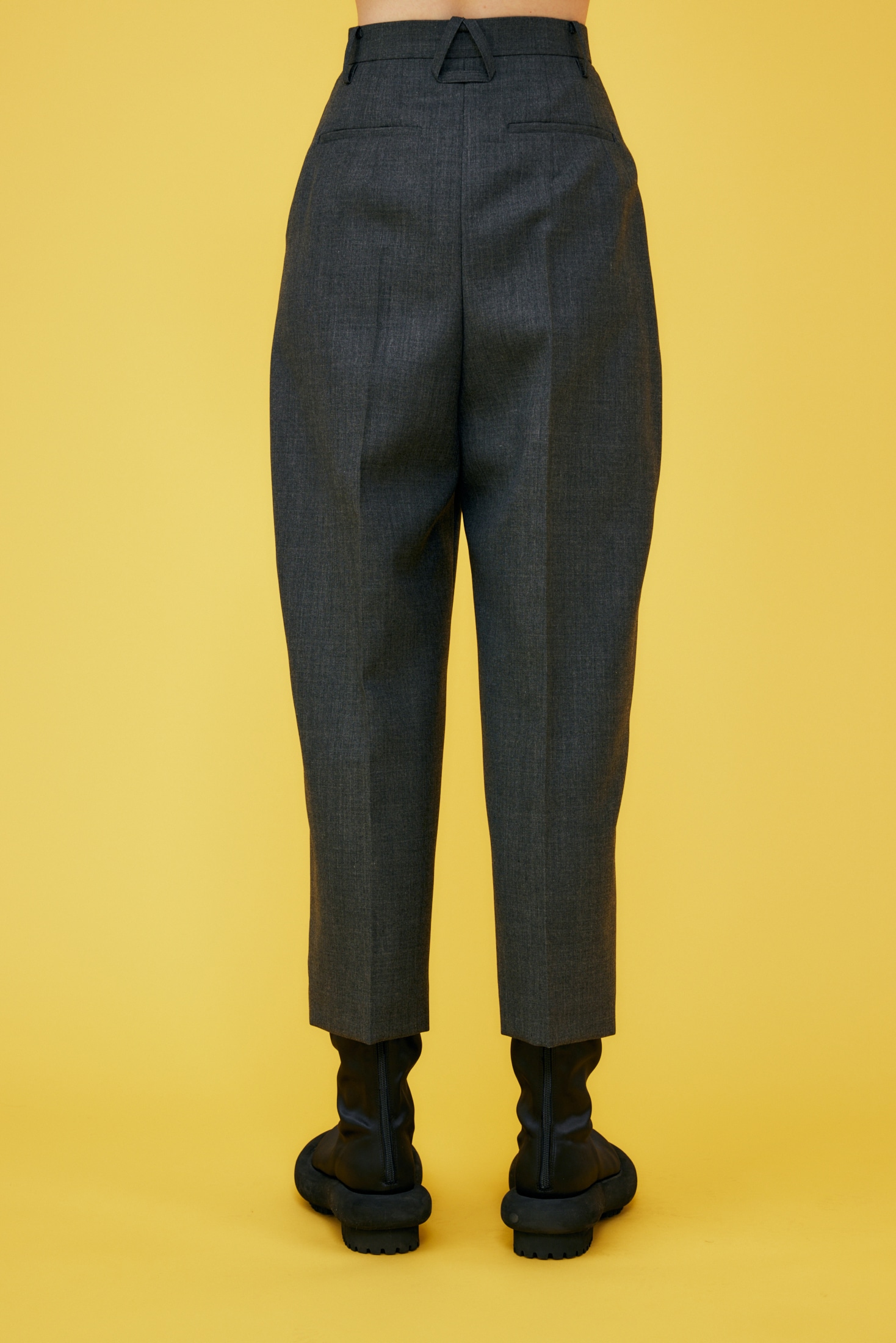 CROPPED TAPERED-TROUSERS