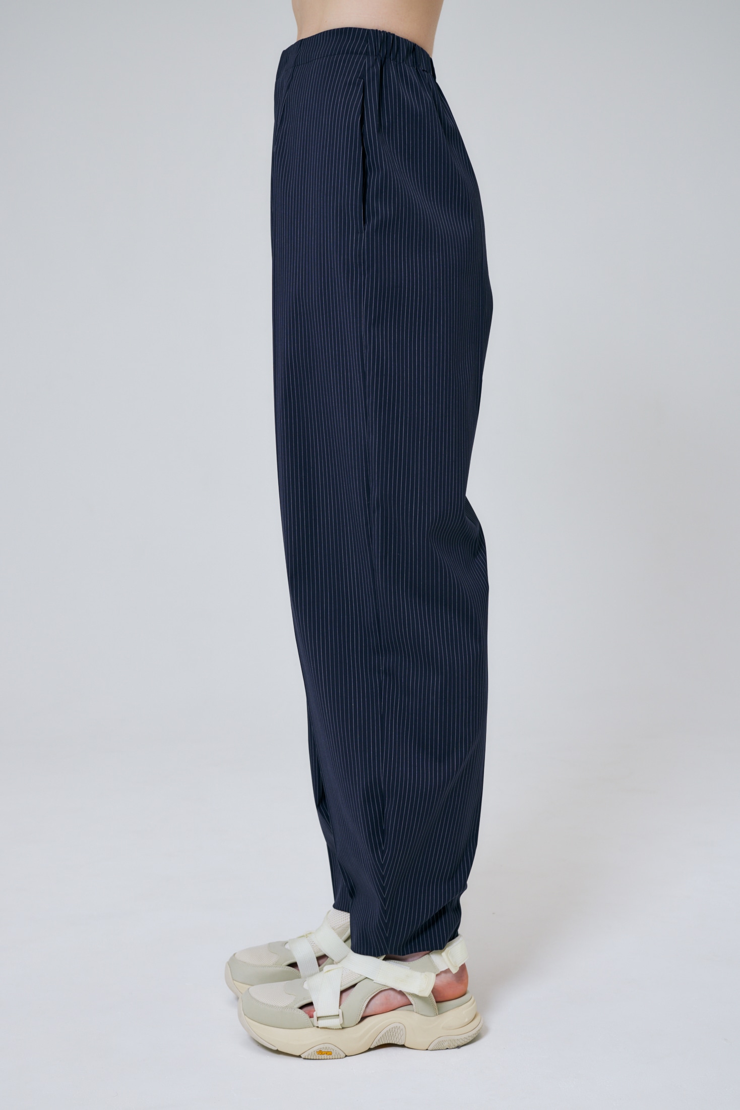 ENFOLD エンフォルド 23SS WIDE-STRAIGHT COCOON TROUSERS ワイド