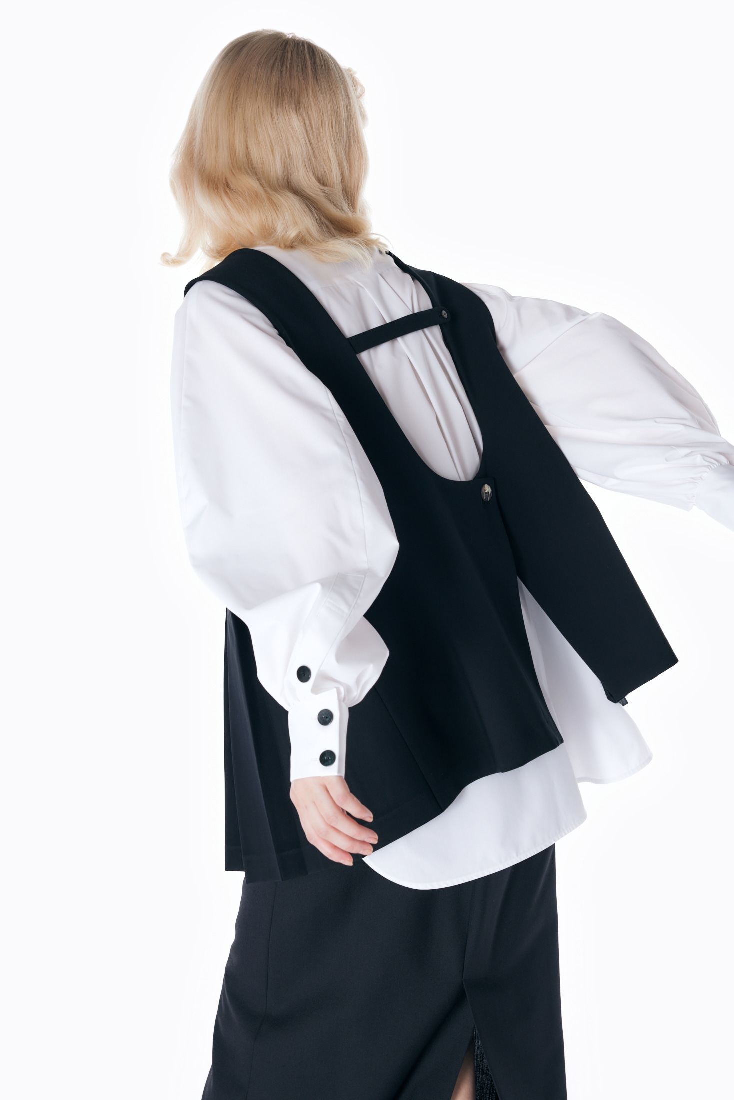 PLEATS TWO-WAY VEST｜38｜BLK｜SHIRTS AND BLOUSES｜|ENFÖLD OFFICIAL 
