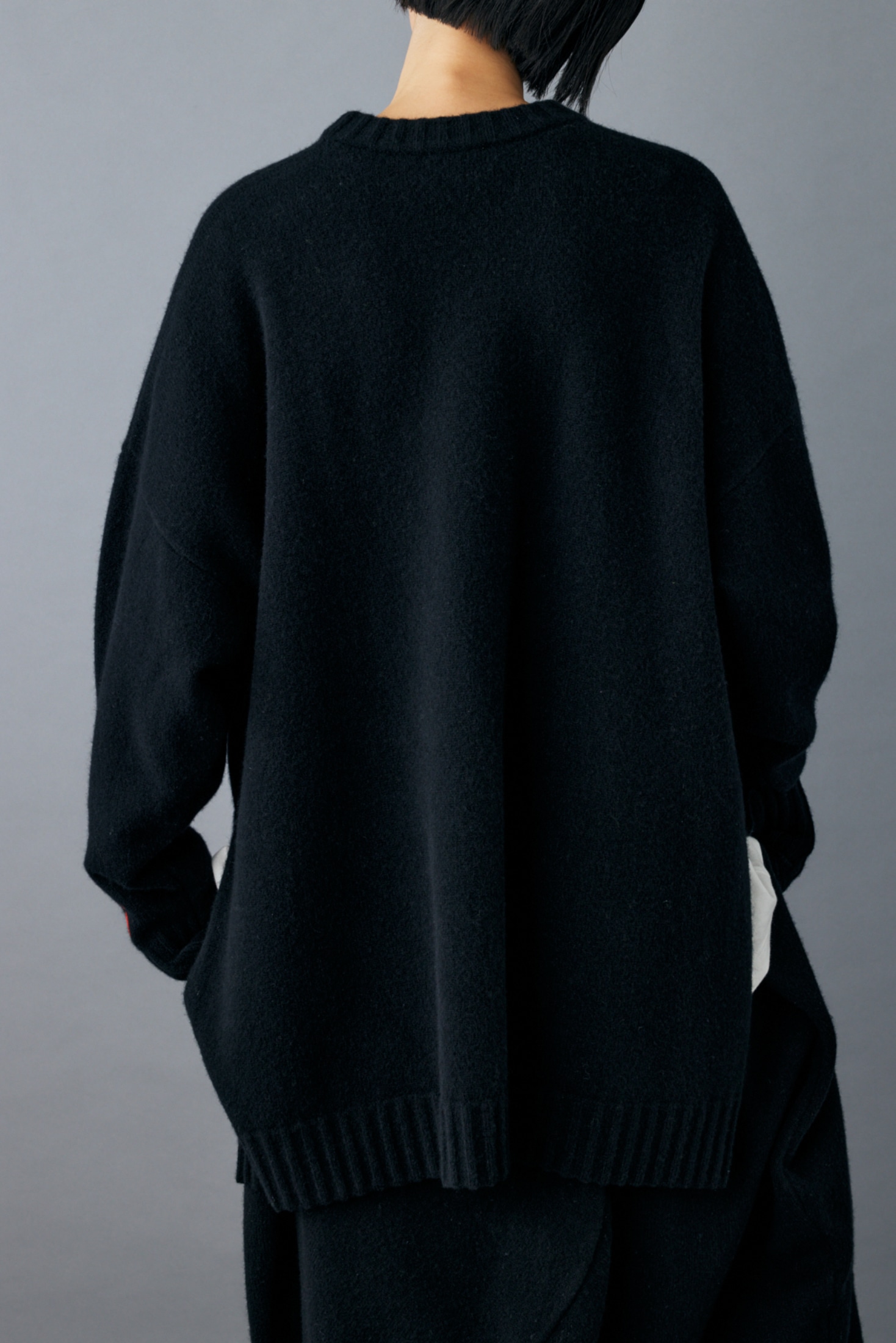 box crew-neck pullover