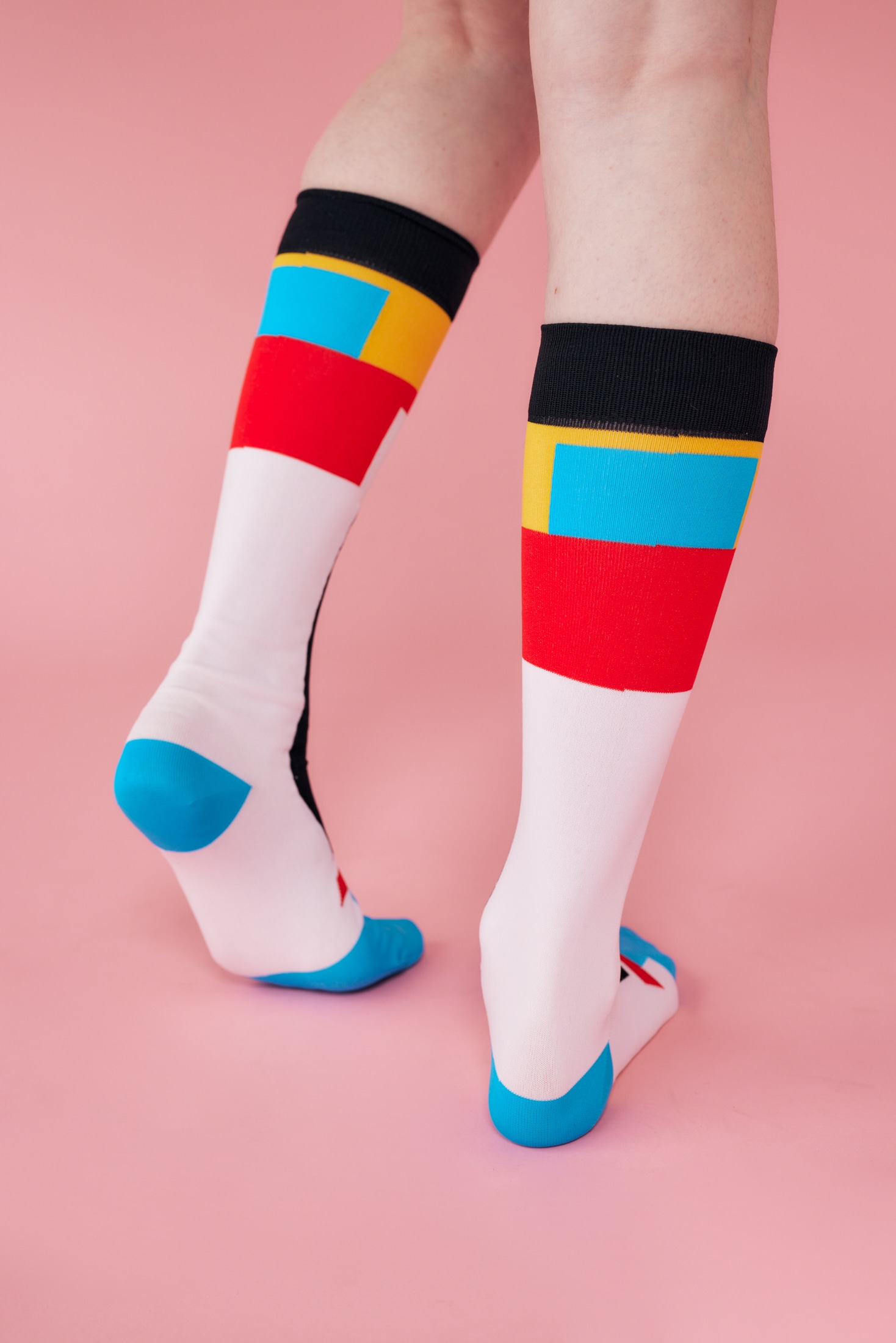 shape socks