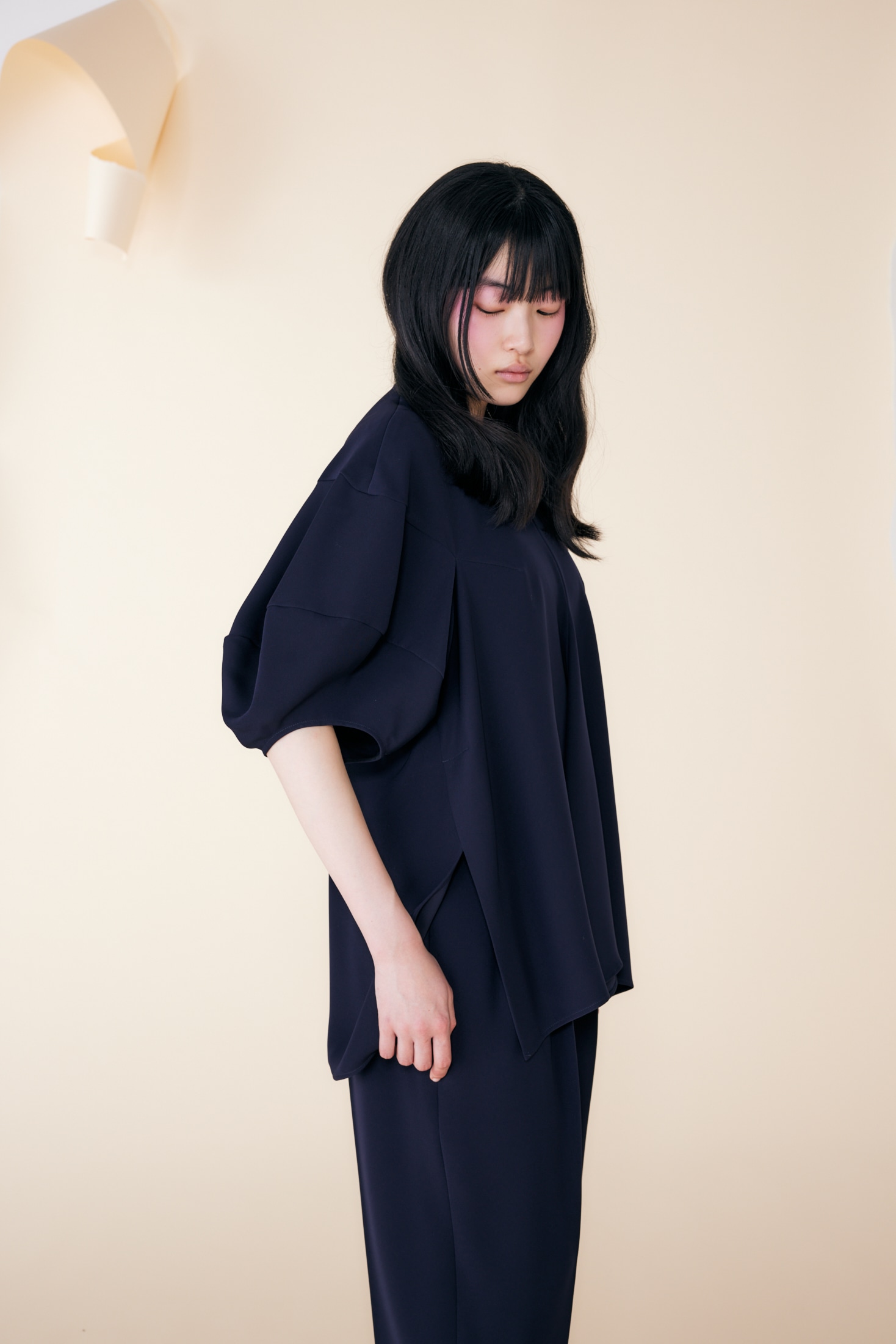 【ENFOLD(エンフォルド)】 DRAPE SLEEVE T-SHIRT