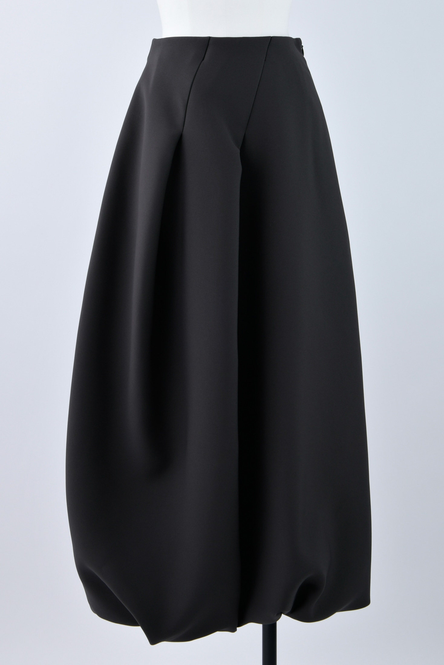 美品。ナゴンスタンススカート  黒デザインも可愛くおすすめです