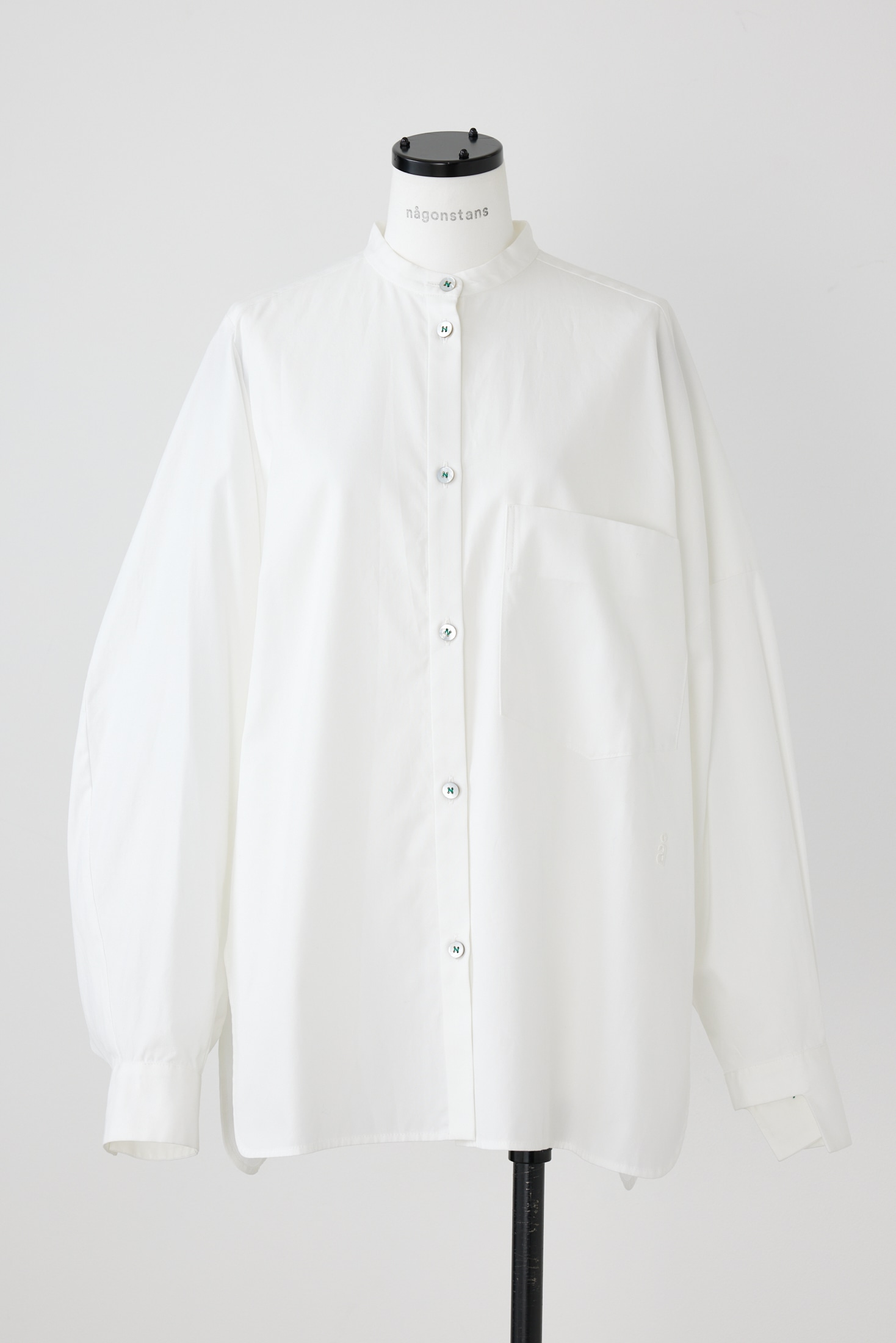 asymmetry-sleeves all-round shirt