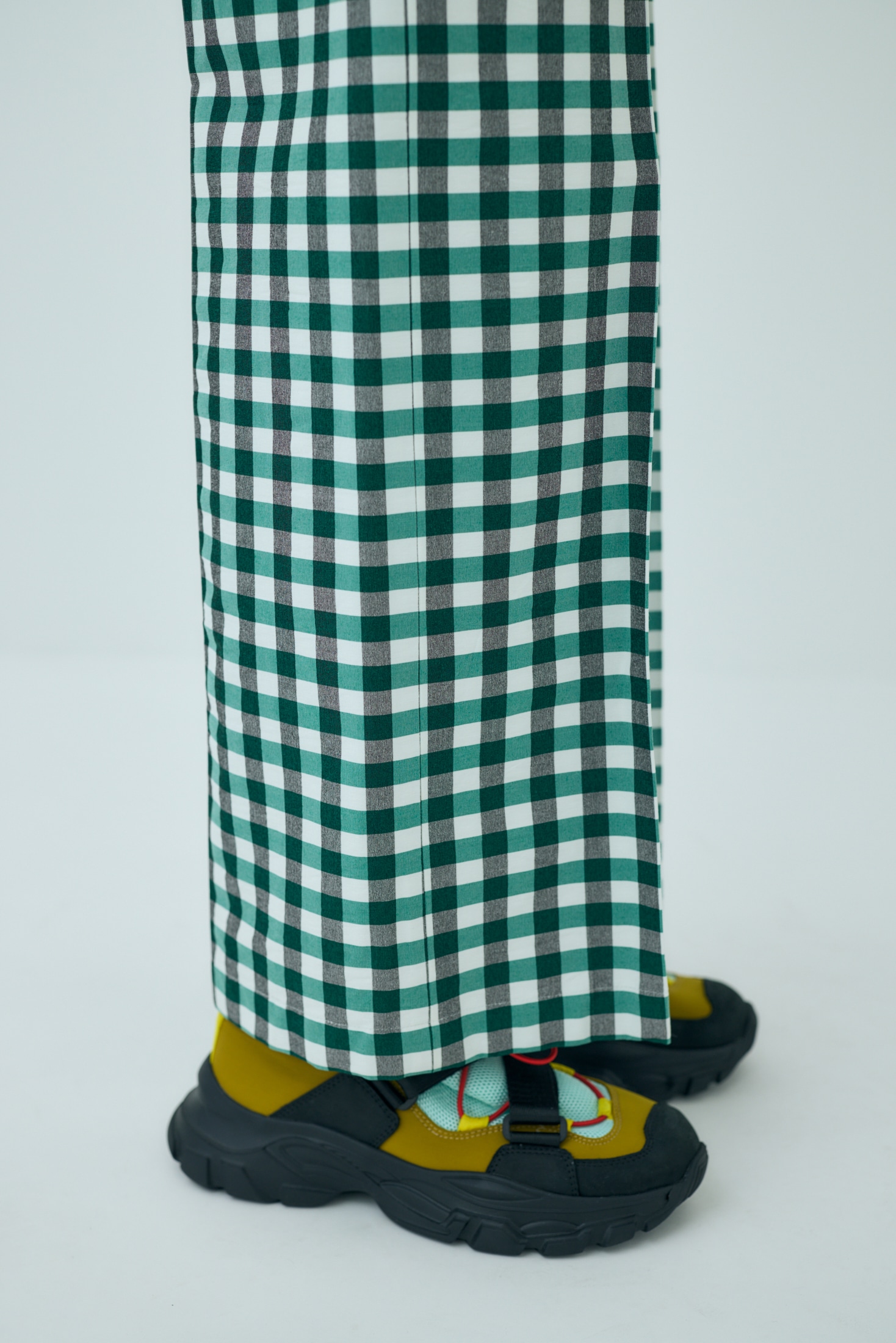 washable center-crease check daily wide pants