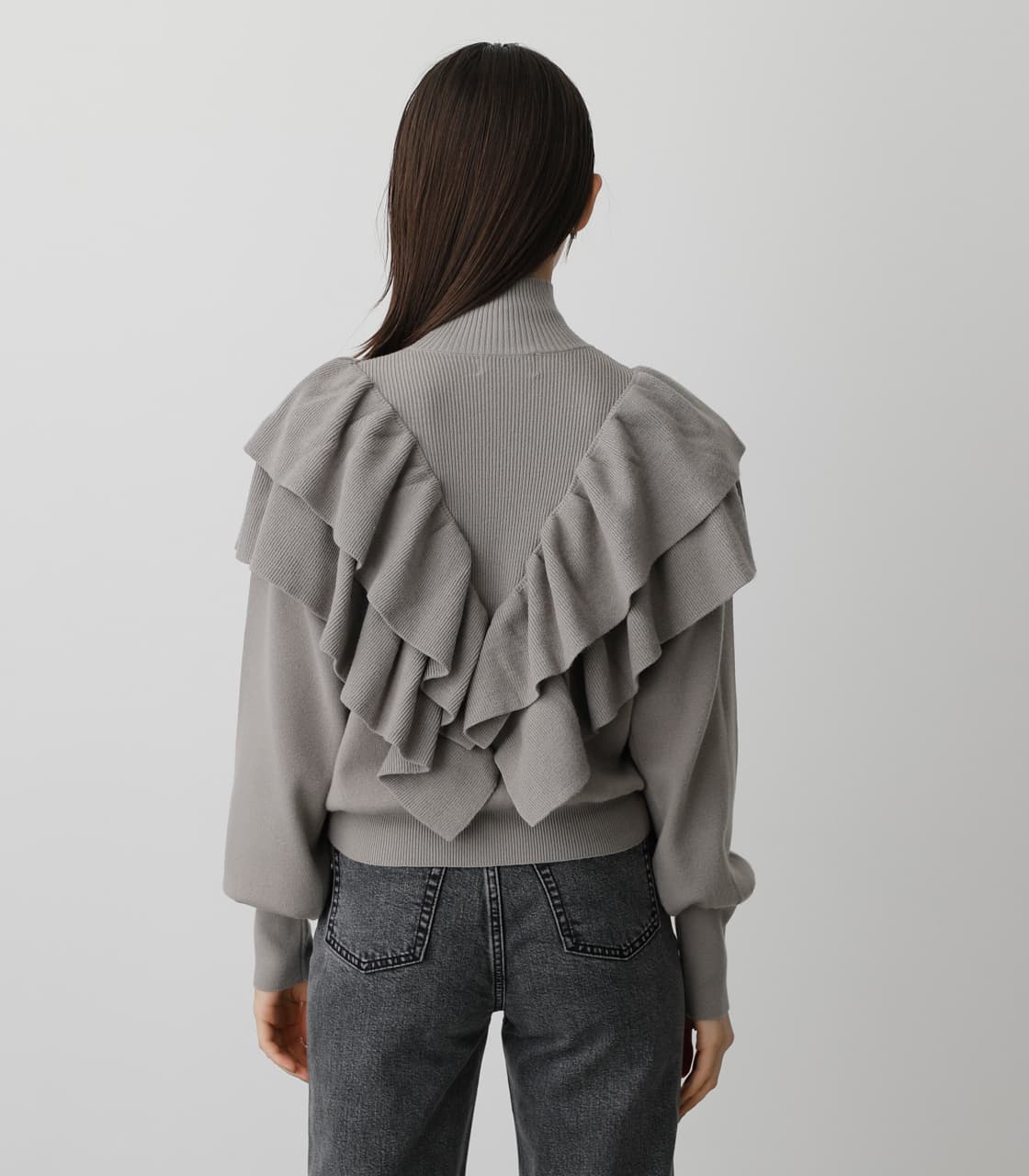 BIG FRILL KNIT TOPS