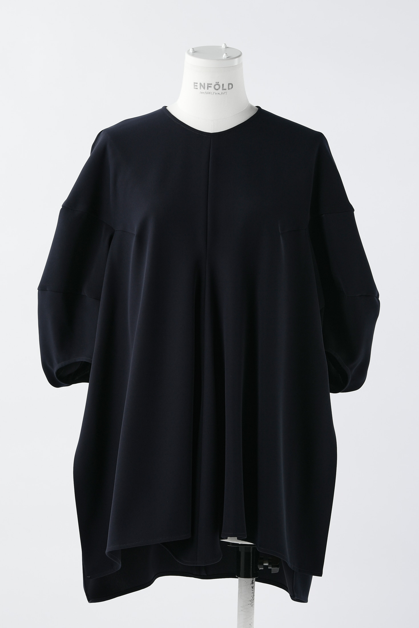 DRAPE SLEEVE T-SHIRT