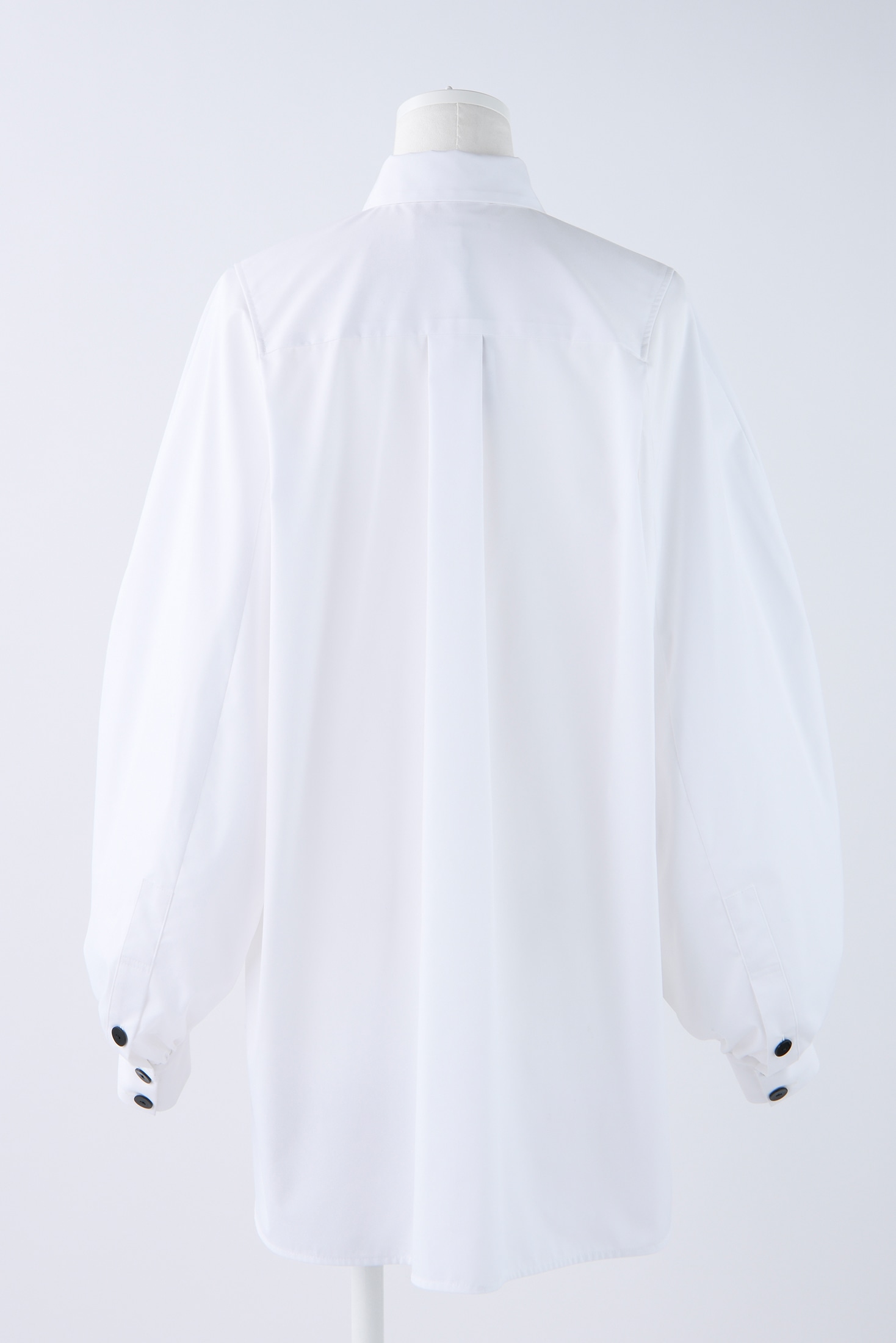 VOLUME-SLEEVE BASIC SHIRT