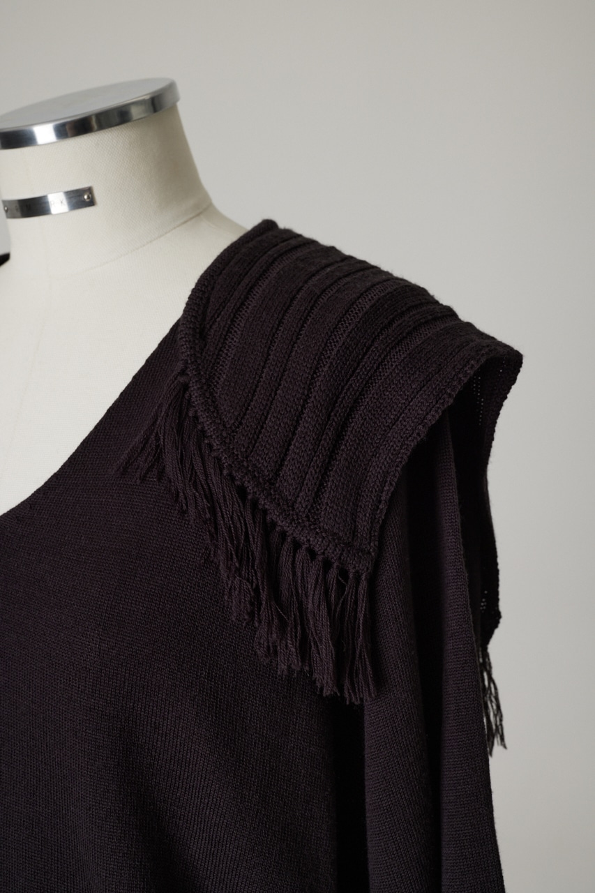 Shoulder design knit tops