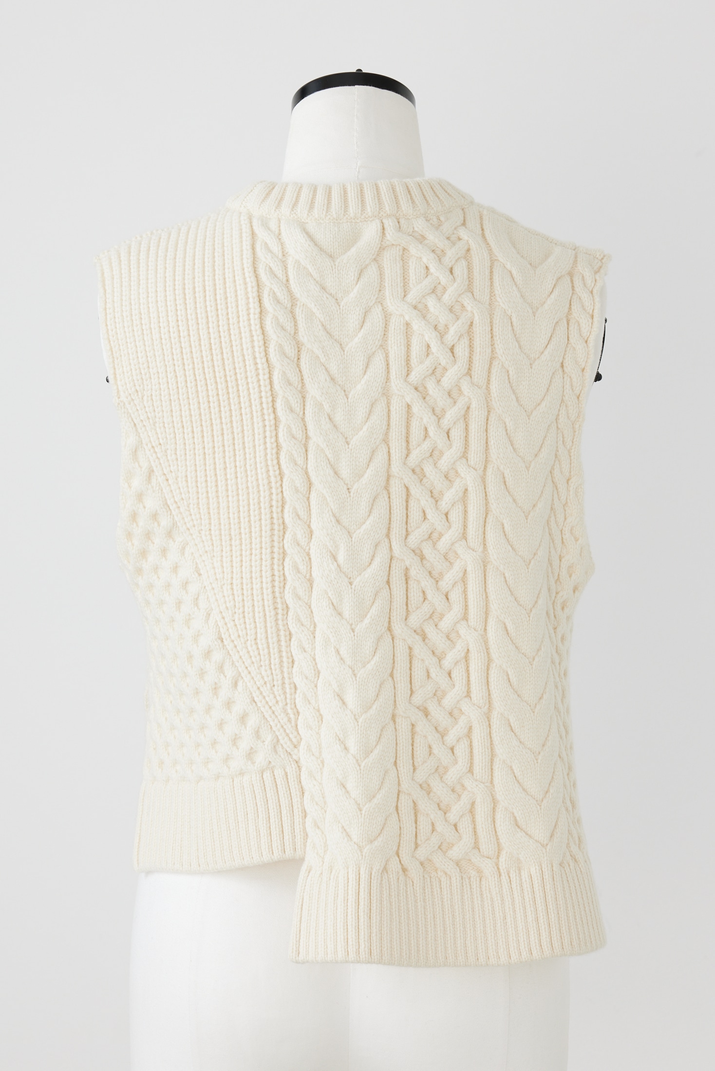 【新品・未使用】 nagonstans cable knit vestナゴンスタンス