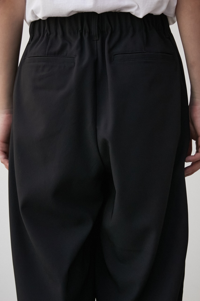 RELAX TAPERED PANTS