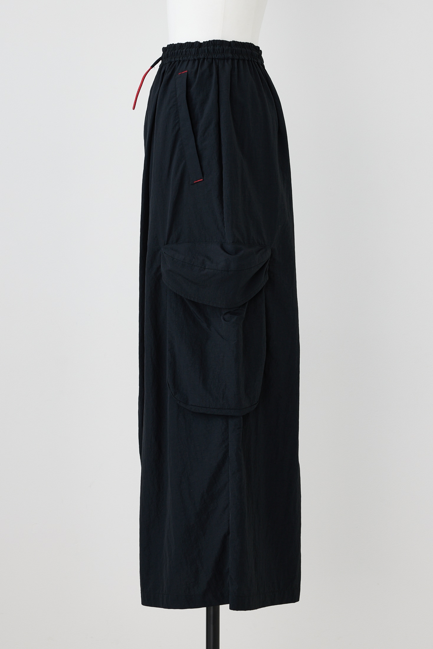 water-repellent drape pocket skirt