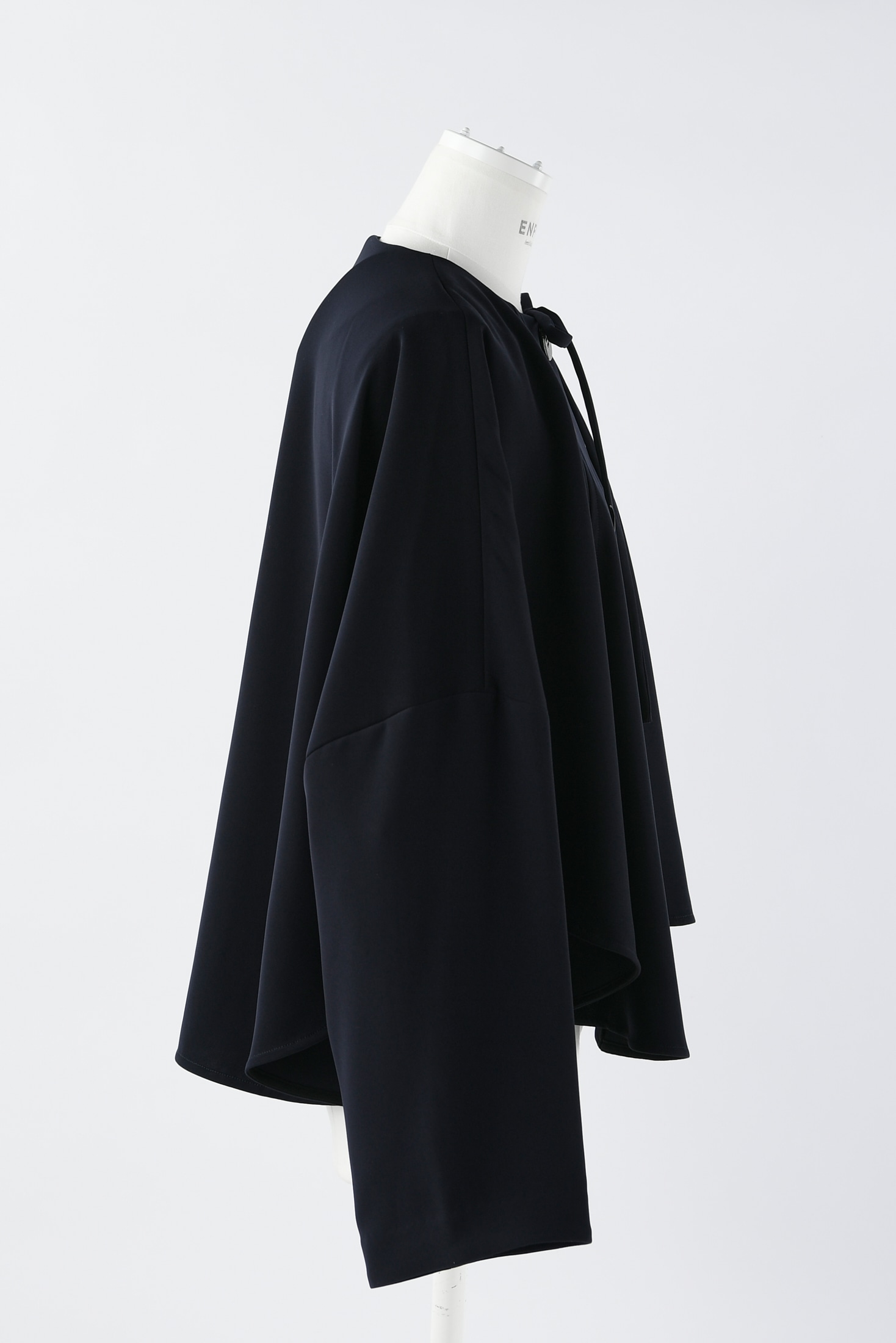 CAPE-LIKE JACKET