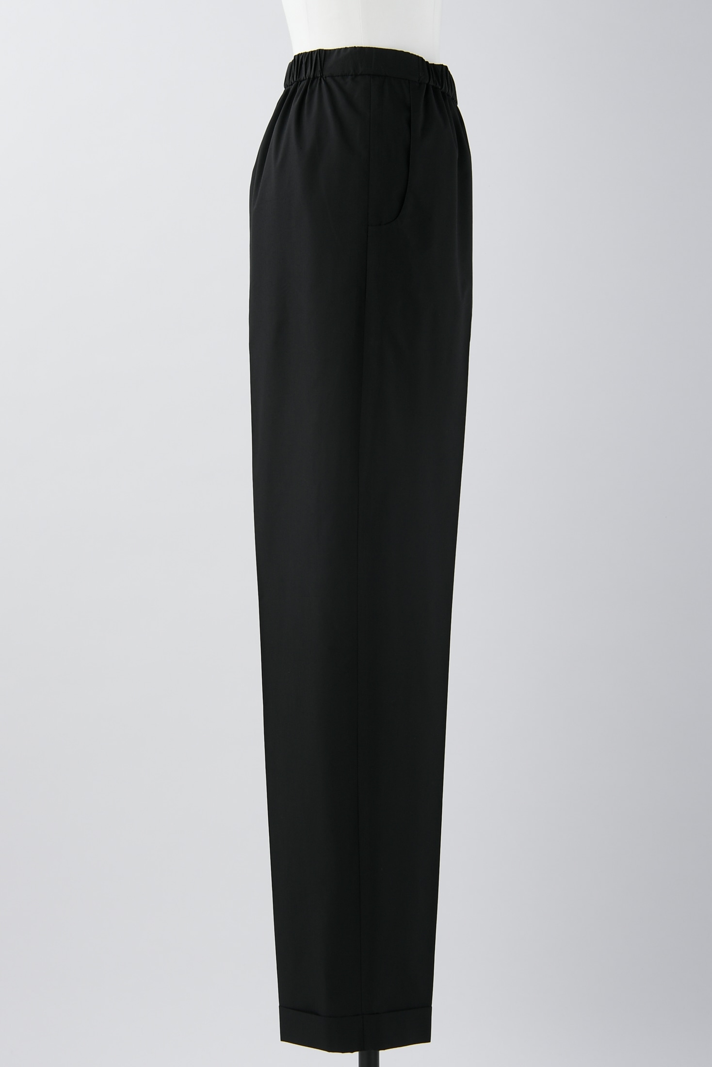 roll-up elastic tapered pants