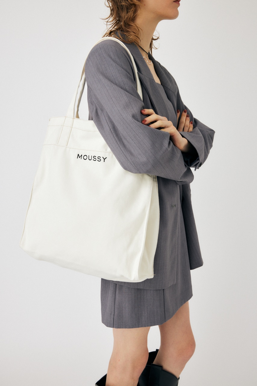 moussy トート バッグ 大き さ