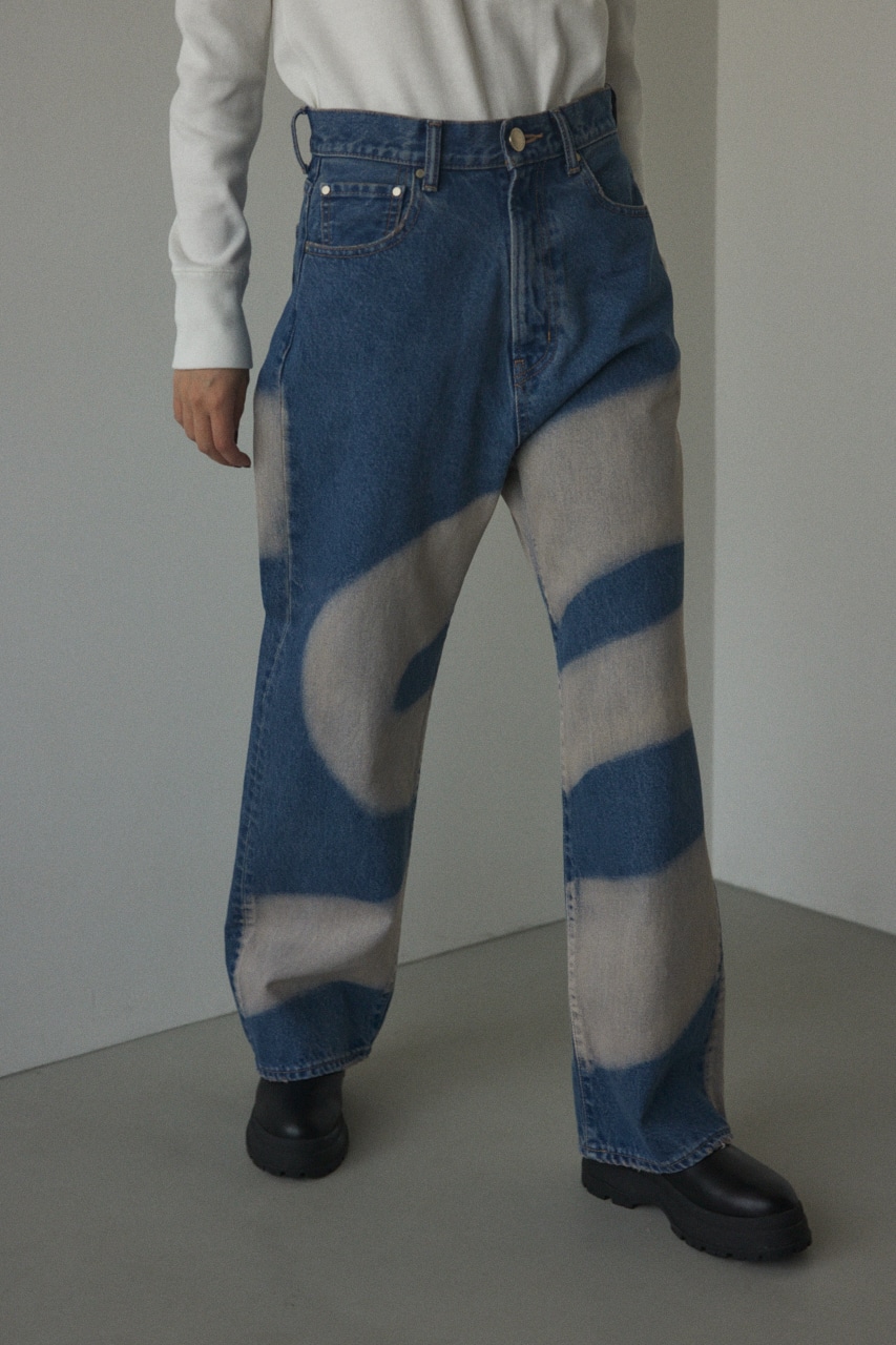 本社STAFFのwave design loose denim