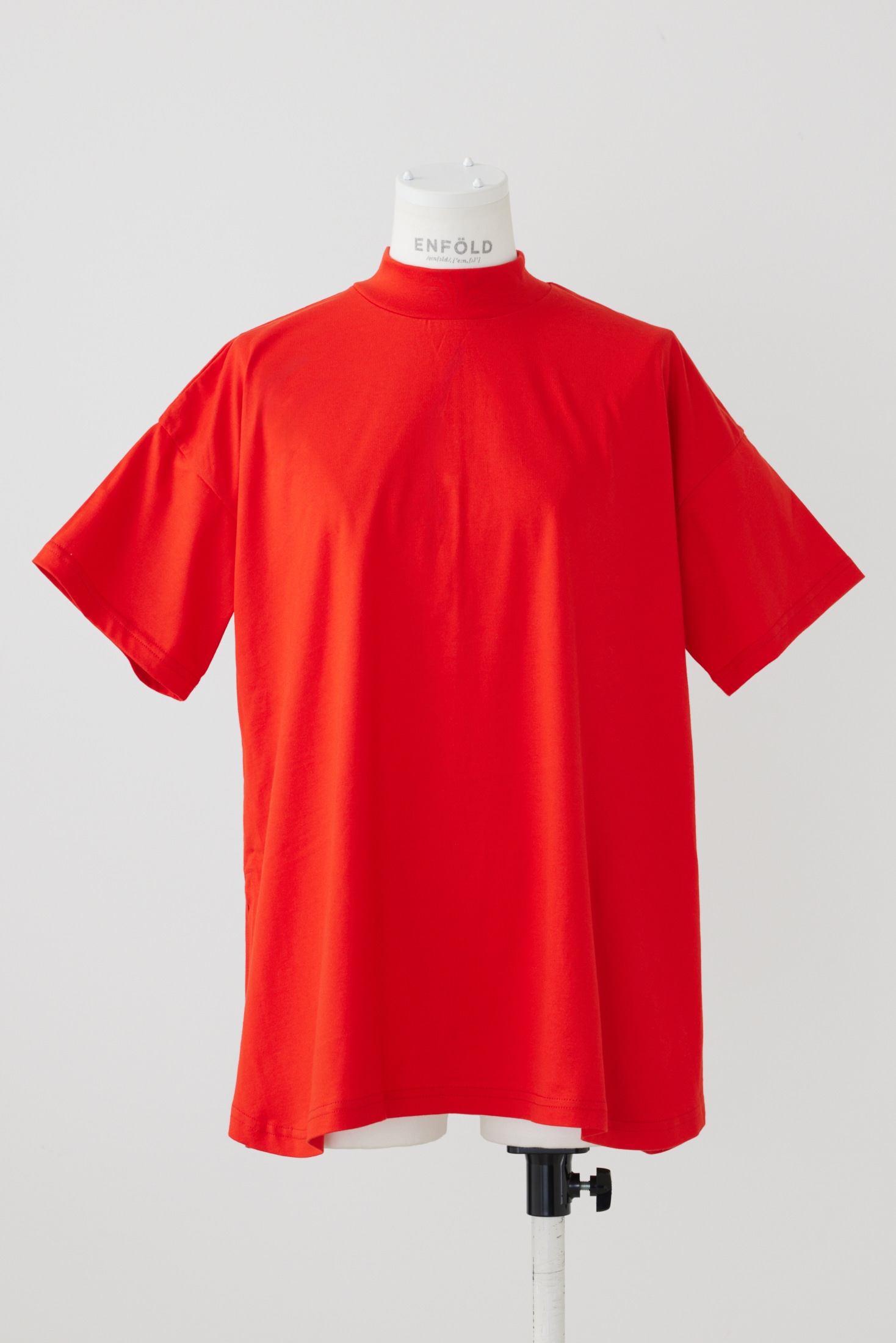 WASHABLE STAND-NECK T-SHIRT