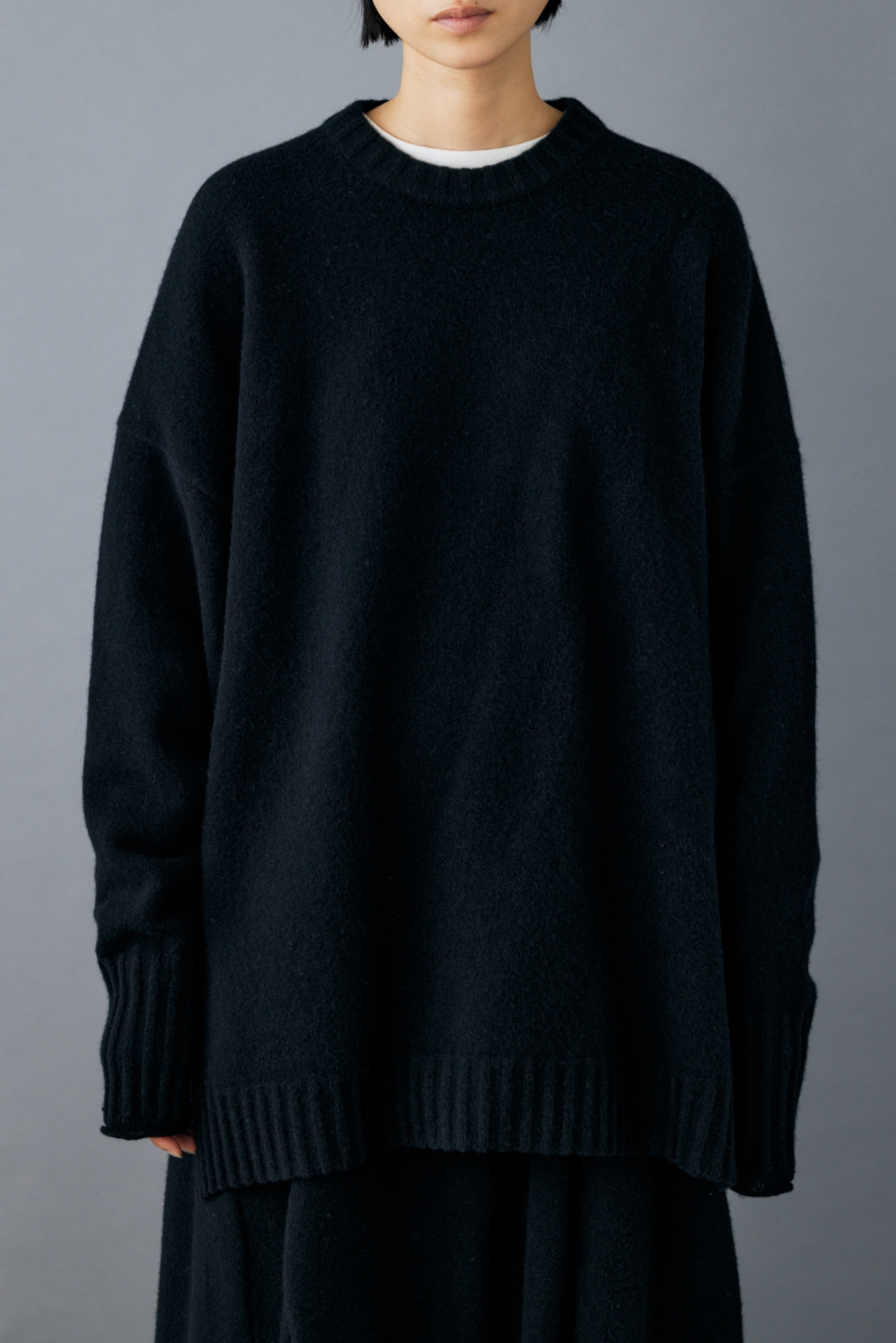 box crew-neck pullover