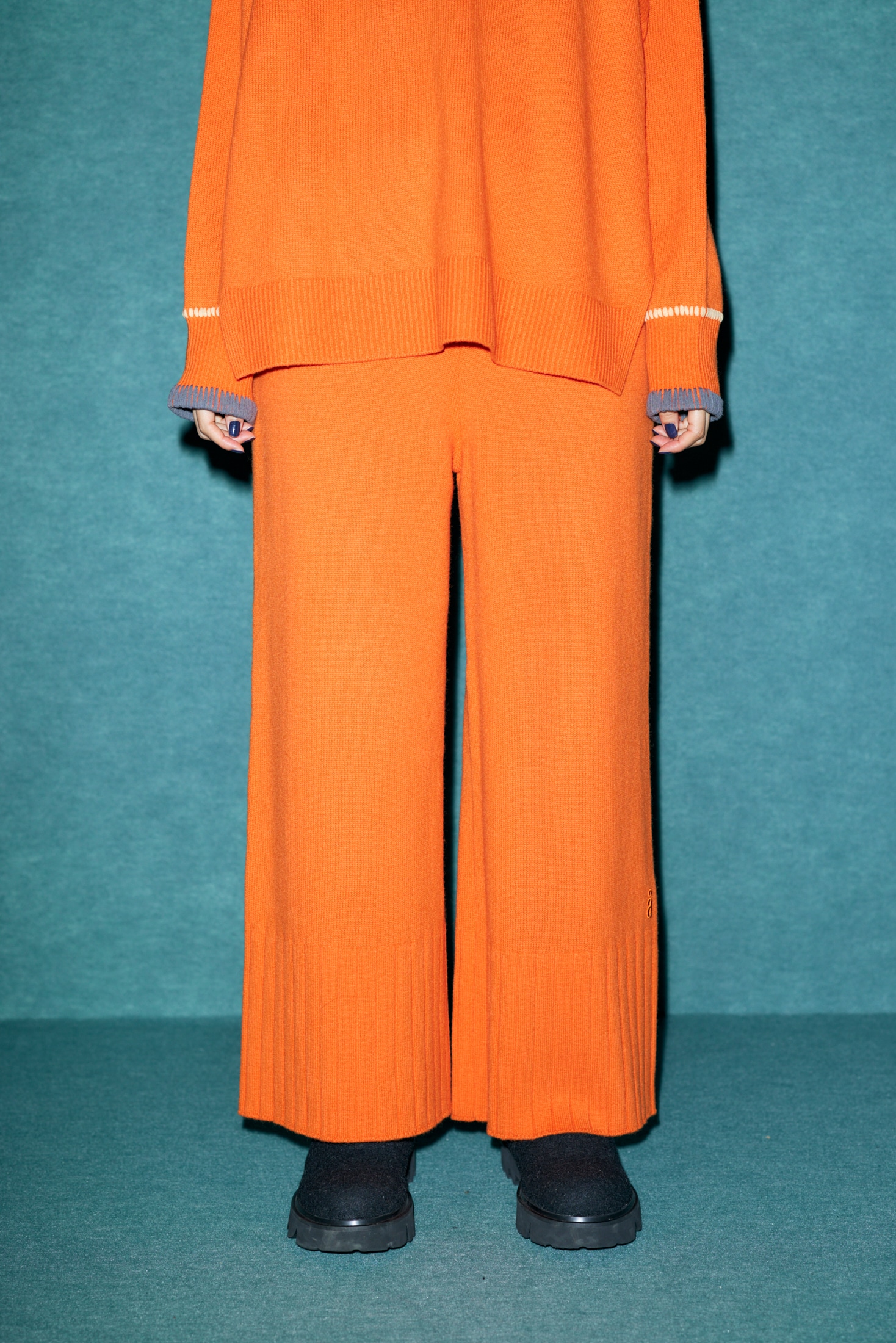 knit cropped pants｜S｜L/BEG｜trousers｜någonstans official online