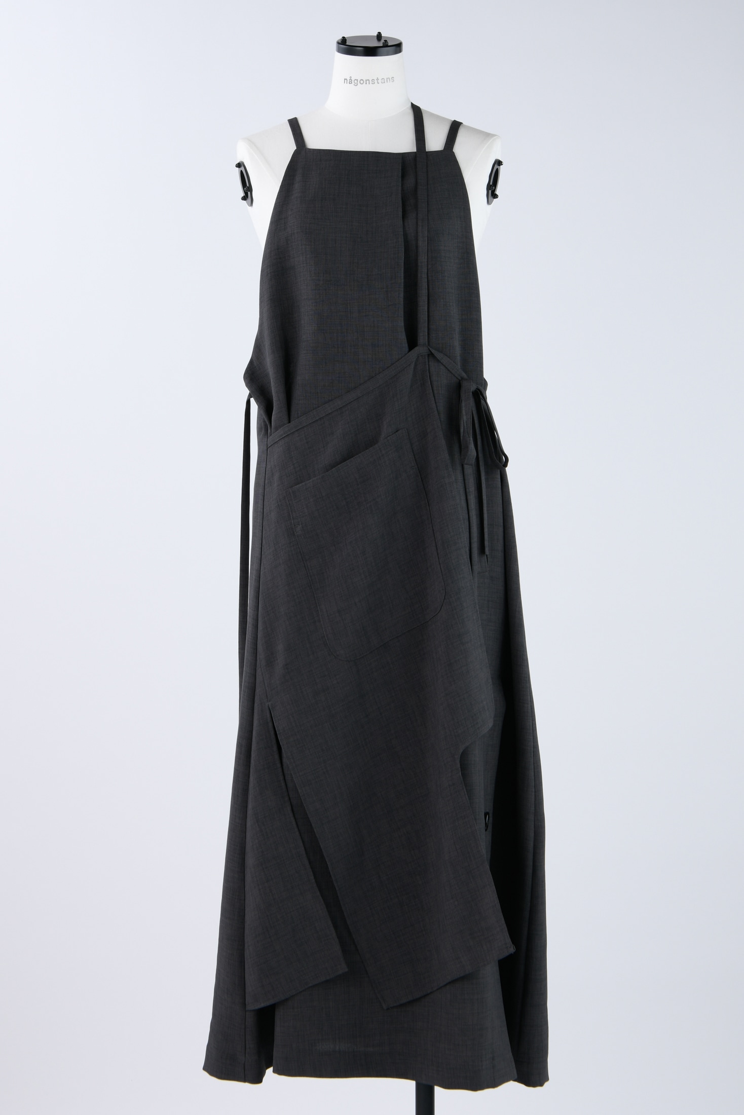 apron jumper skirt