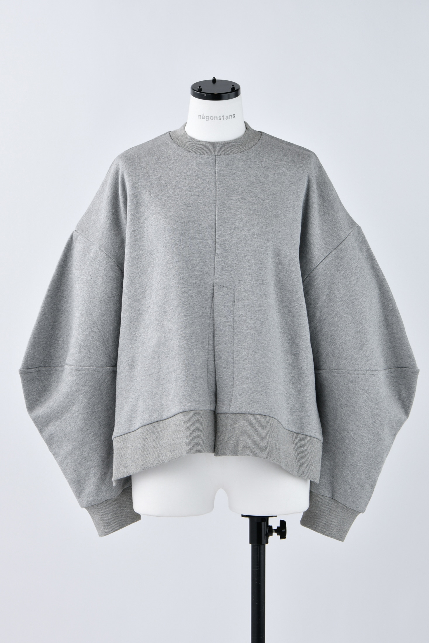 front vents pullover｜M｜WHT｜cut and sewn｜någonstans official ...