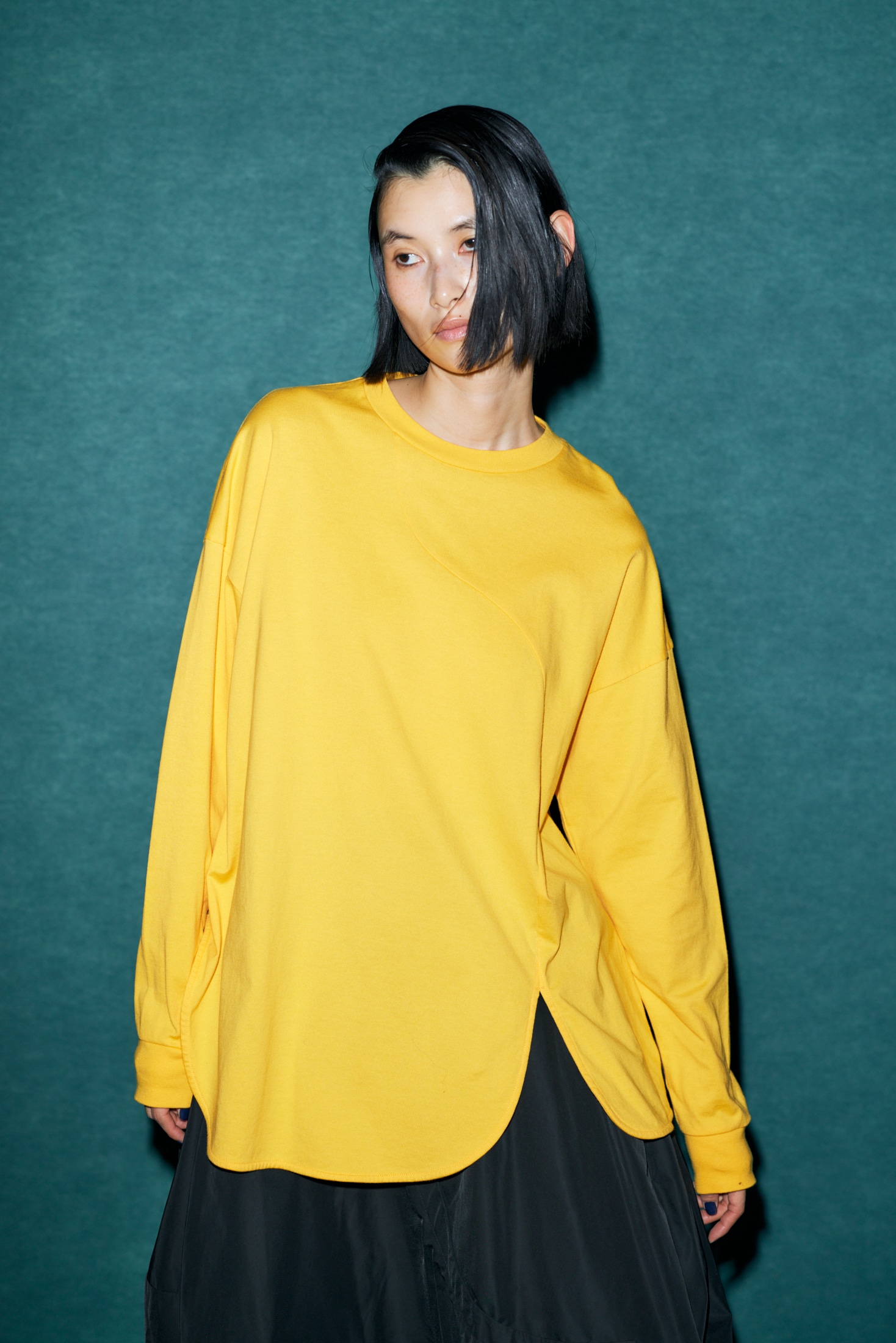 round-hem long-sleeves｜M｜WHT｜cut and sewn｜någonstans official