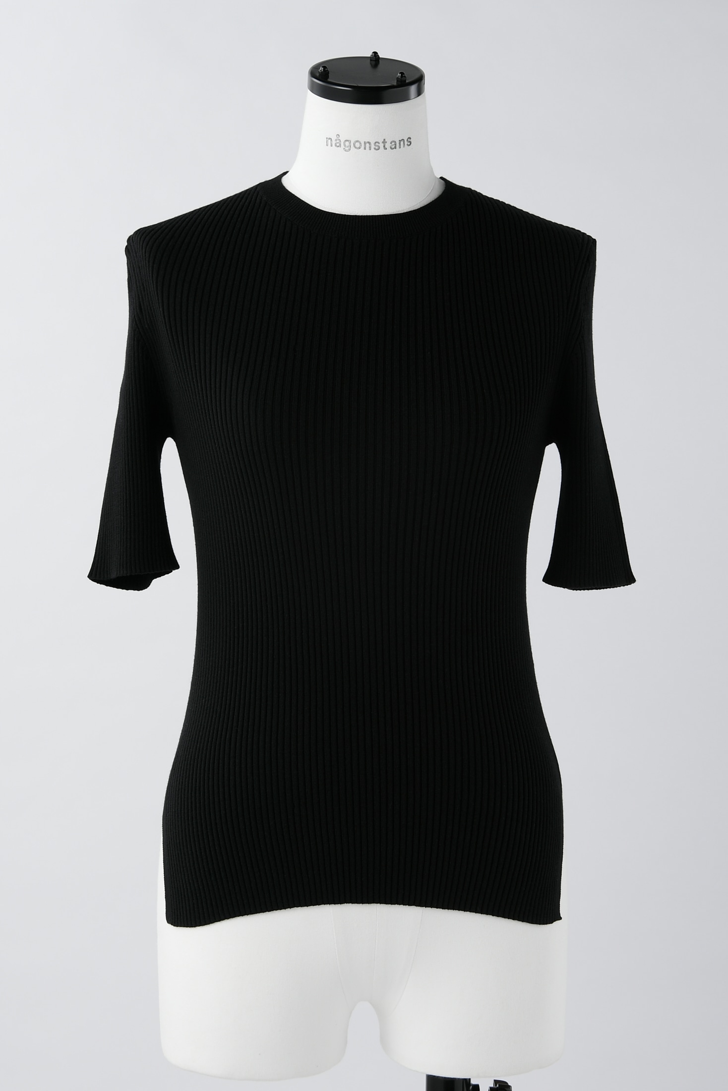 half-length-sleeves crew-neck pullover