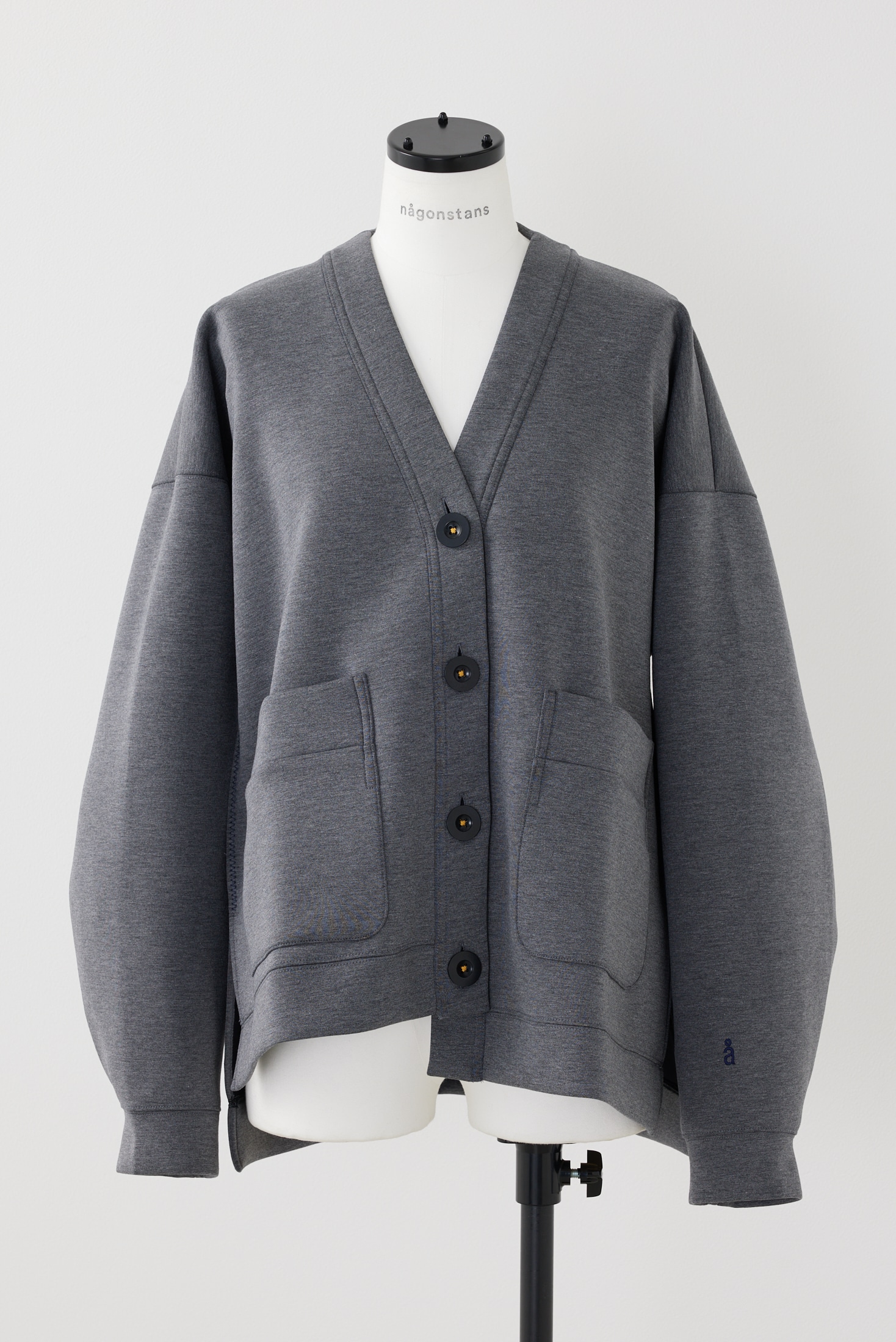 v-neck cardigan｜M｜BLK｜cut and sewn｜någonstans official online