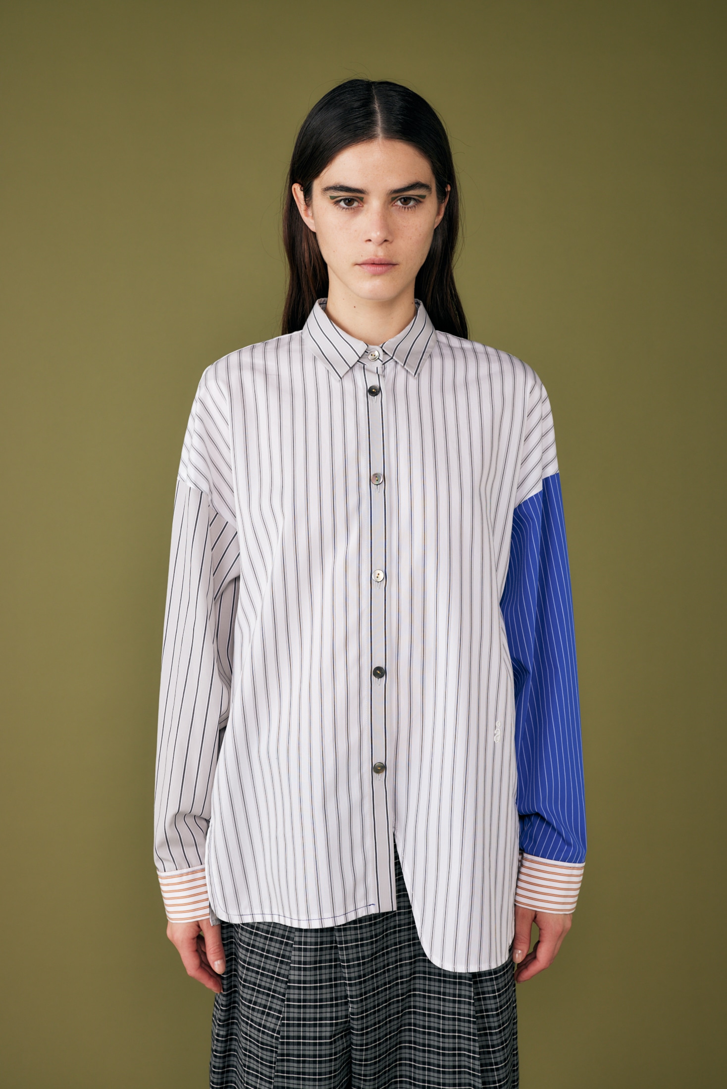 mix-hem shirt｜M｜BLU｜shirts and blouses｜någonstans official