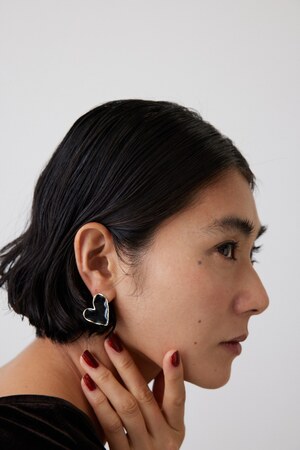 crie conforto | アシンメトリーハートピアス (ピアス・イヤリング ) |SHEL'TTER WEBSTORE