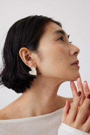 crie conforto | アシンメトリーハートピアス (ピアス・イヤリング ) |SHEL'TTER WEBSTORE