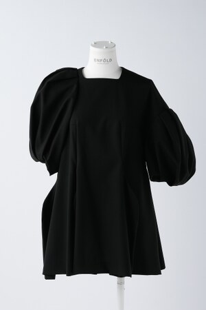 ASYMMETRY VOLUME-SLEEVE PULLOVER｜38｜BLK｜SHIRTS AND BLOUSES